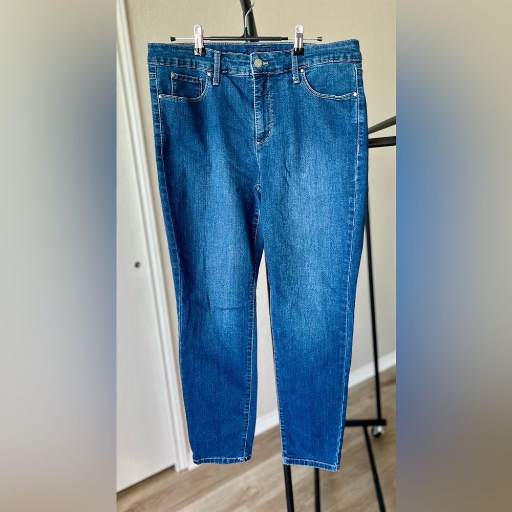 Charter Club Women's Skinny Jeans in Blue